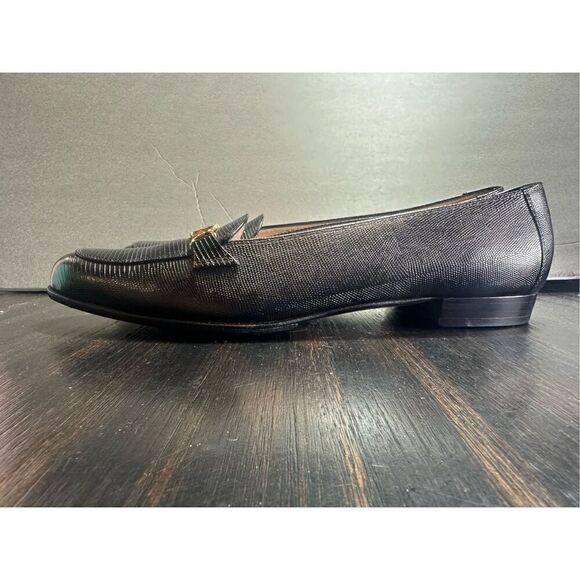 Salvatore Ferragamo women’s black loafers size 10 AAA - Picture 7 of 13